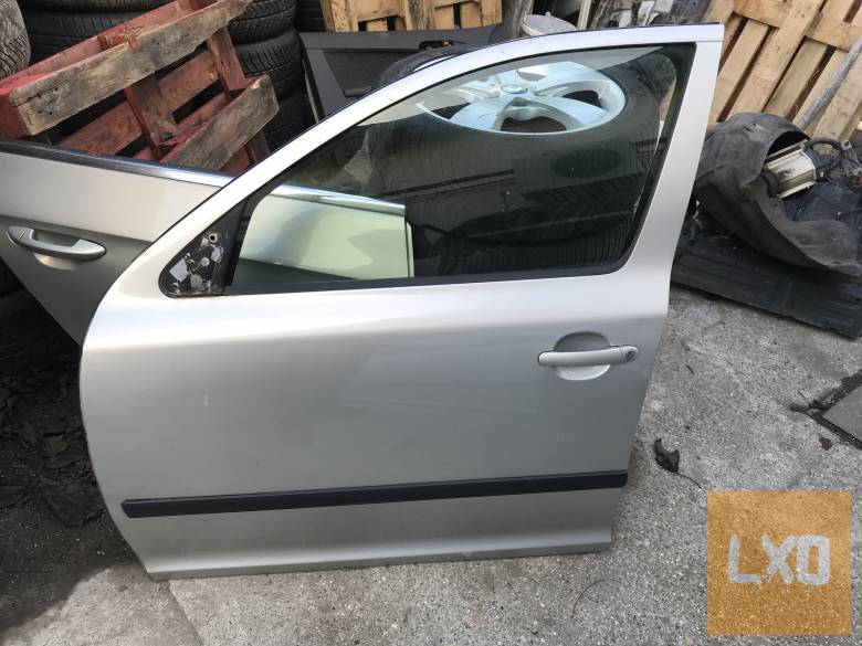 SKODA OCTAVIA II Kombi * bal első ajtó apróhirdetés
