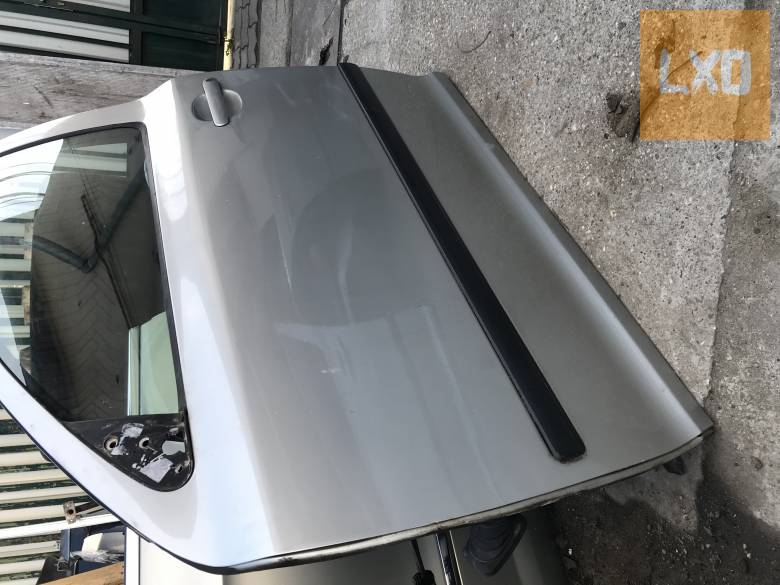 SKODA OCTAVIA II Kombi * bal első ajtó apróhirdetés