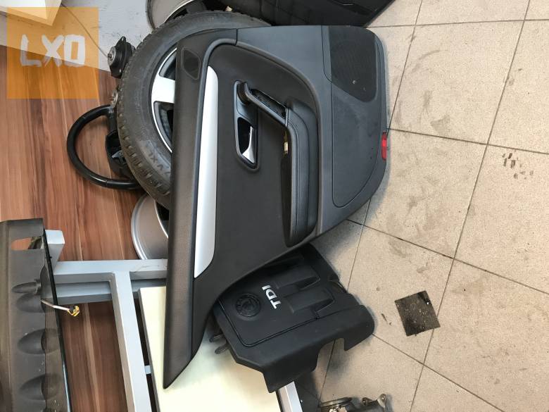 VW PASSAT CC * bal hátsó ajtókárpit apróhirdetés