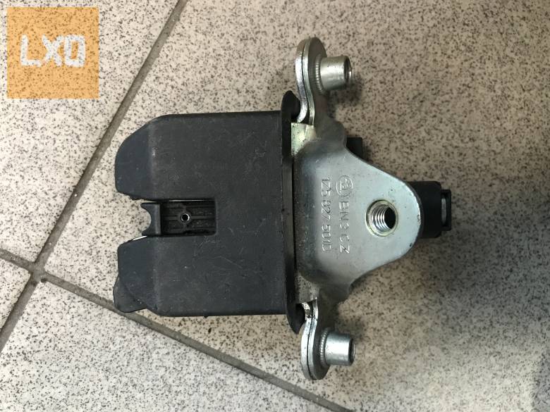 SKODA OCTAVIA II  * csomagtér zár 1Z5 827 501 D apróhirdetés