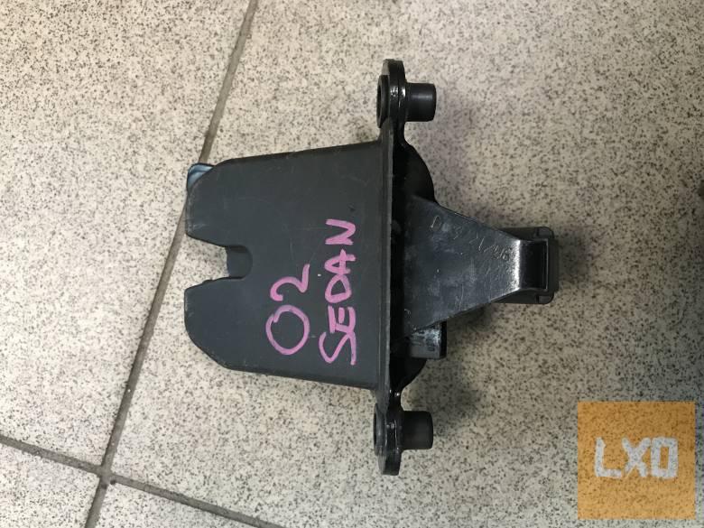 SKODA OCTAVIA II  -  csomagtér zár 1Z5 827 501 C apróhirdetés