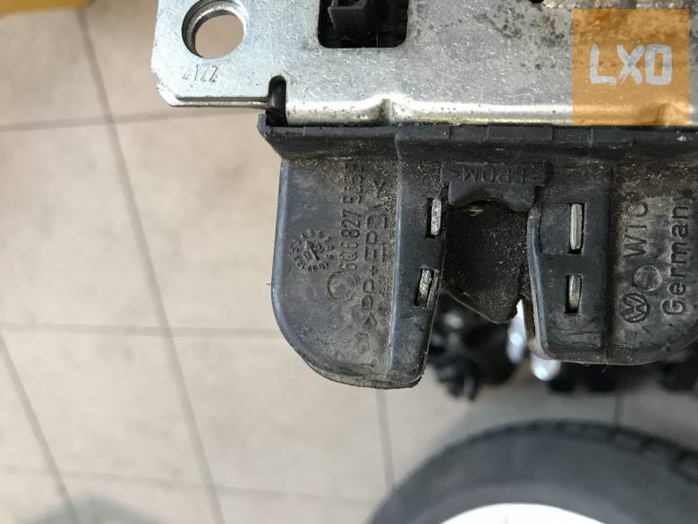 VW POLO 9N  / csomagtér zár 6Q6 827 505 B apróhirdetés