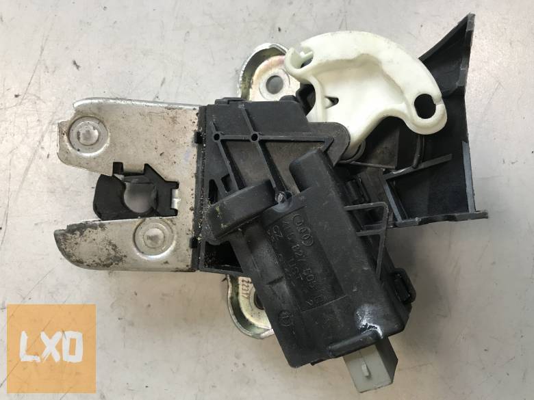 AUDI A5 8T  - csomagtér zár 4F5 827 505 D apróhirdetés