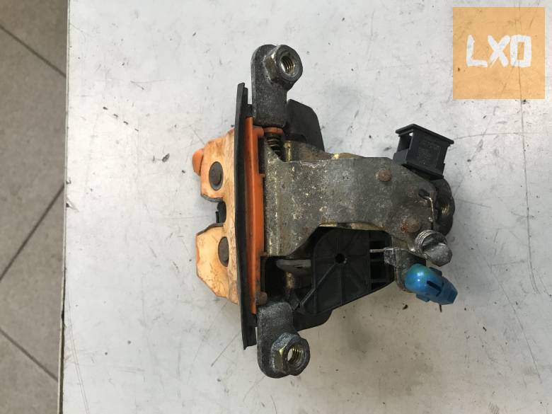 SKODA OCTAVIA I Kombi  - csomagtér zár apróhirdetés