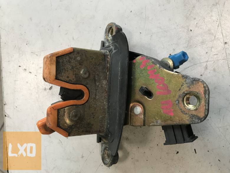 SKODA OCTAVIA I Kombi  - csomagtér zár apróhirdetés