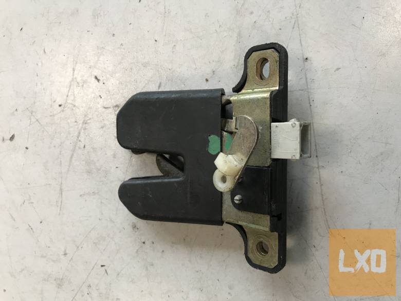 AUDI A4 B5 - csomagtér zár 6L6 827 505 apróhirdetés