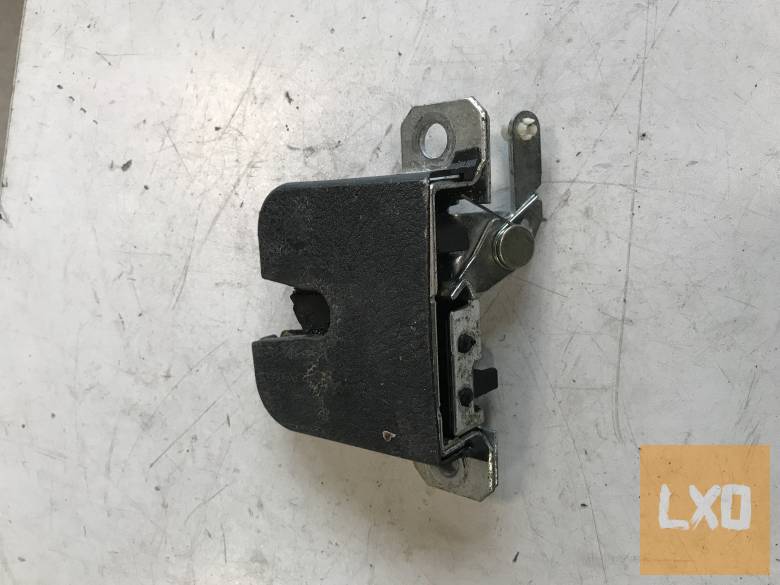 SEAT LEON 1M  * csomagtér zár 6L6 827 505 A apróhirdetés