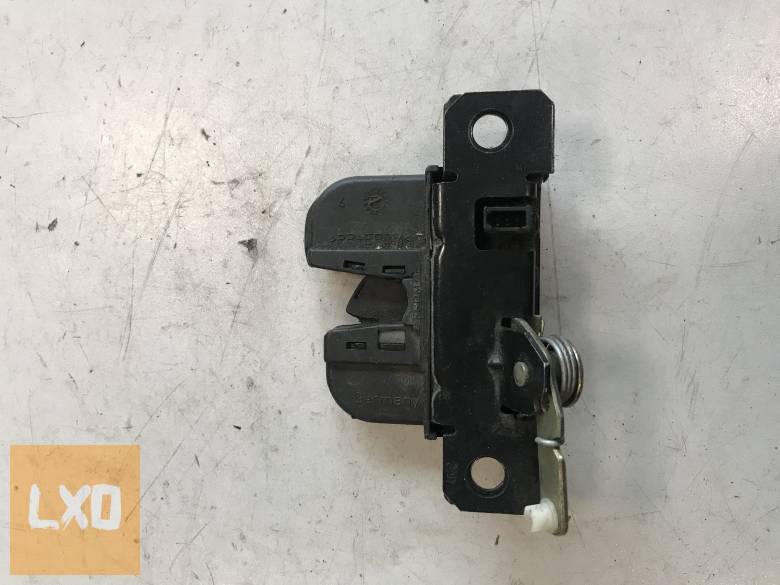 VW PASSAT B5   * csomagtér zár apróhirdetés