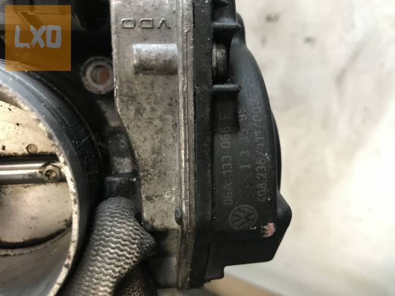 VW GOLF IV_LEON 1M_OCTAVIA I 2,0 8V fojtószelep 06A 128 066 E apróhirdetés