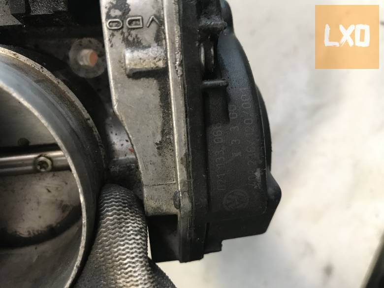 VW GOLF IV_OCTAVIA I_LEON 1M 1,8T  fojtószelep 021 133 066 apróhirdetés