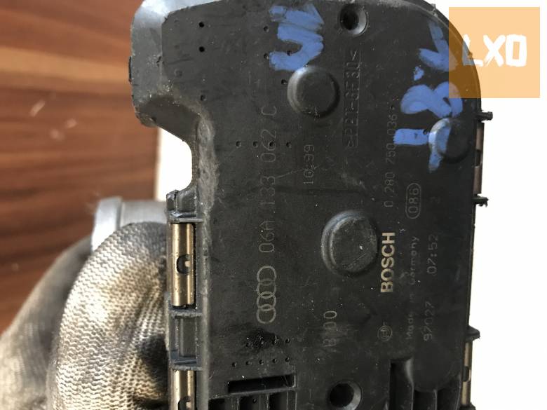 VW GOLF IV_OCTAVIA I_LEON 1M 1,8T  fojtószelep 06A 133 062 C apróhirdetés