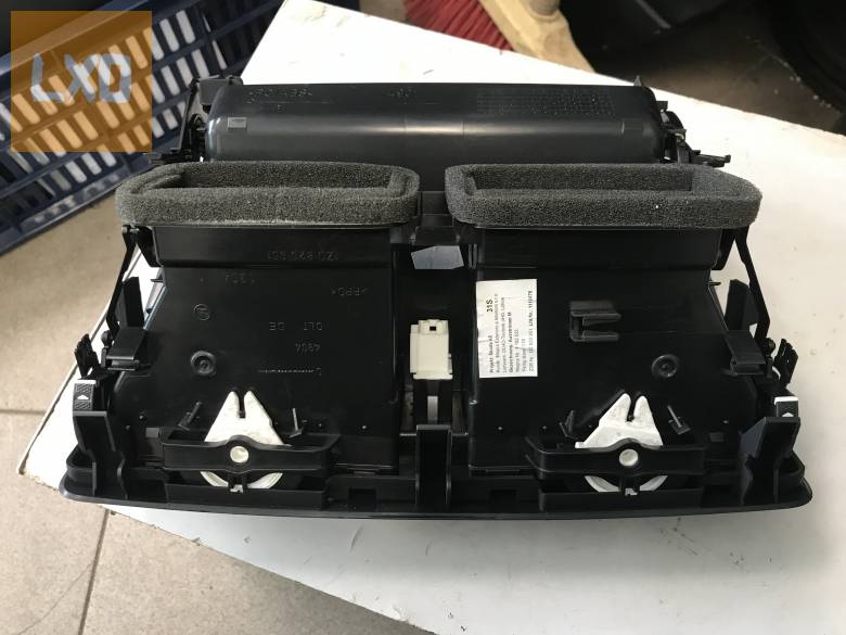 SKODA OCTAVIA II / középső légbefúvó apróhirdetés