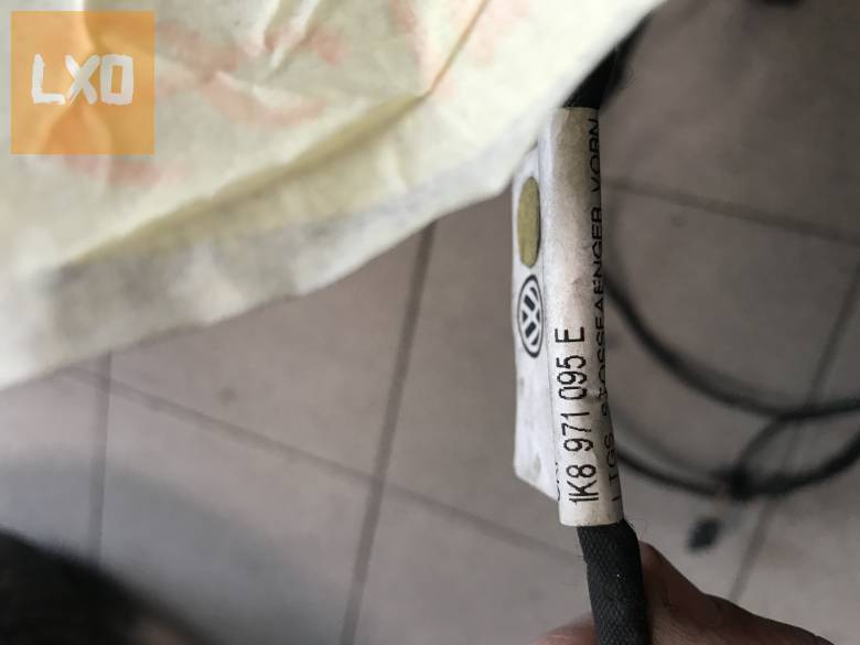 VW SCIROCCO * első PDC köteg 1K8 971 095 E apróhirdetés