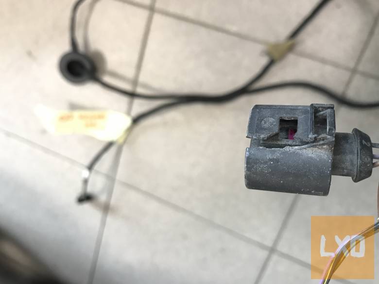 SKODA OCTAVIA II KOMBI  * hátsó  PDC köteg apróhirdetés