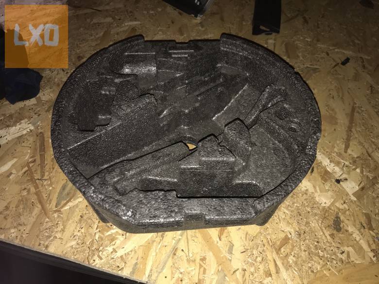 SKODA OCTAVIA II * szerszámtartó 1Z0 012 115 B apróhirdetés