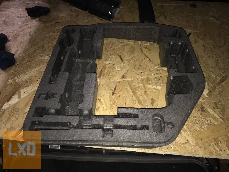 AUDI A5 8T / szerszámtartó 8T0 012 109 A apróhirdetés