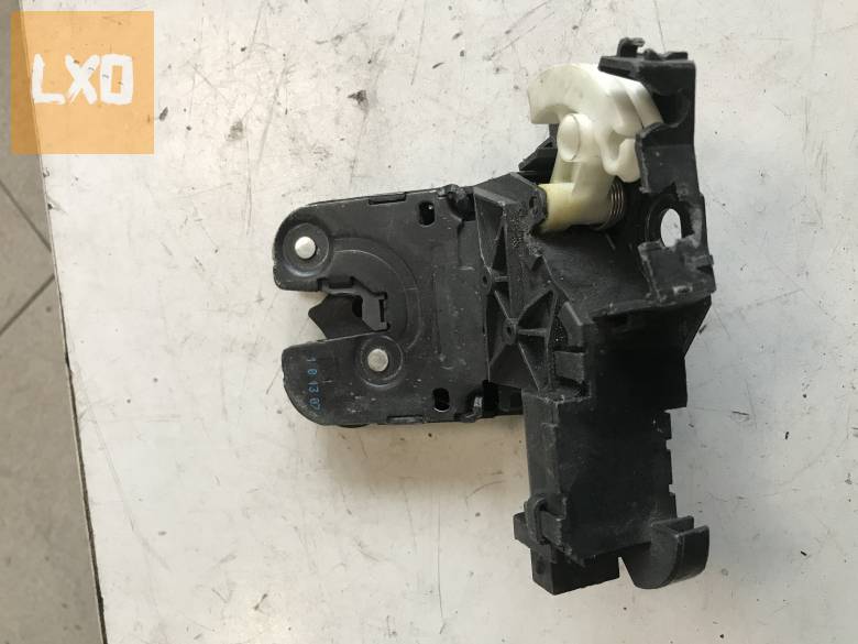 AUDI A6 4F AVANT * csomagtér zár apróhirdetés