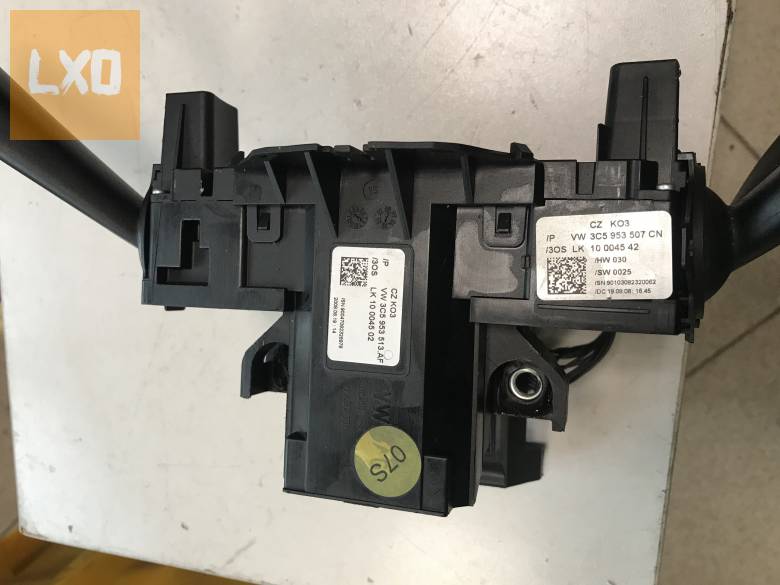 VW PASSAT CC  * bajuszkapcsoló 3C5 953 513 AF apróhirdetés