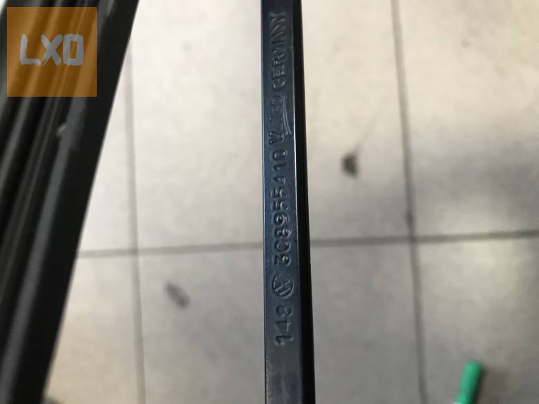 VW PASSAT CC  * jobb ablaktörlő kar 3C8 955 410 apróhirdetés