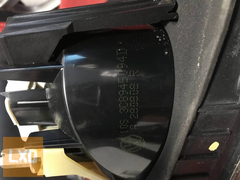 VW PASSAT CC * jobb hátsó belső lámpa 3C8 945 094 D apróhirdetés