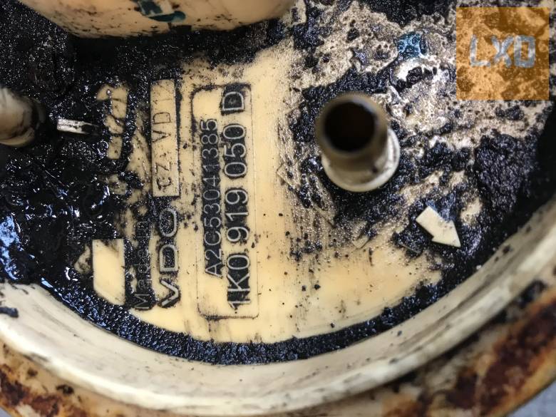 VW GOLF V_LEON 1P_OCTAVIA II 2,0 PD BKD * AC pumpa 1K0 919 050 D apróhirdetés