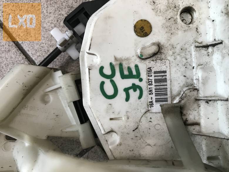 VW PASSAT CC * jobb első zár 5N1 837 016 A apróhirdetés