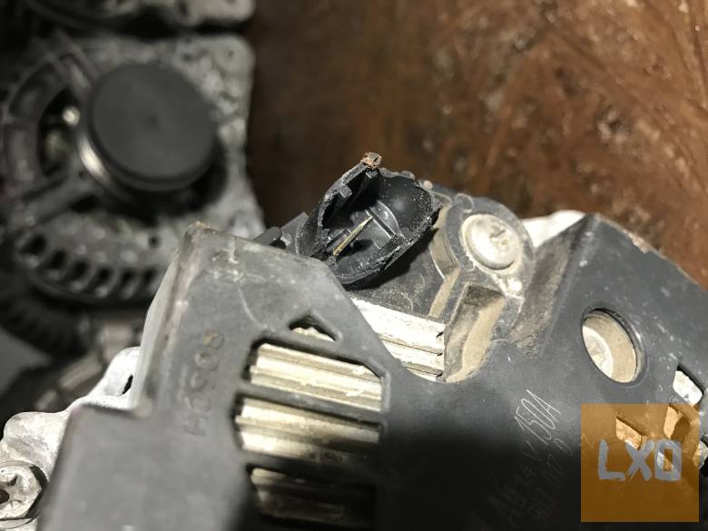 AUDI A4 B8 FL 2,0 CR CJC  * generátor 04L 903 017 D apróhirdetés