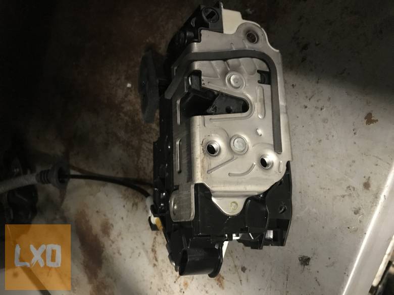 SKODA OCTAVIA III *  jobb hátsó zár 5E0 839 016 C apróhirdetés