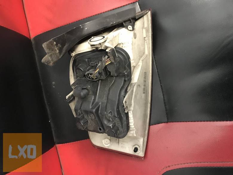 AUDI A4 B7 SEDAN * jobb hátsó külső lámpa apróhirdetés