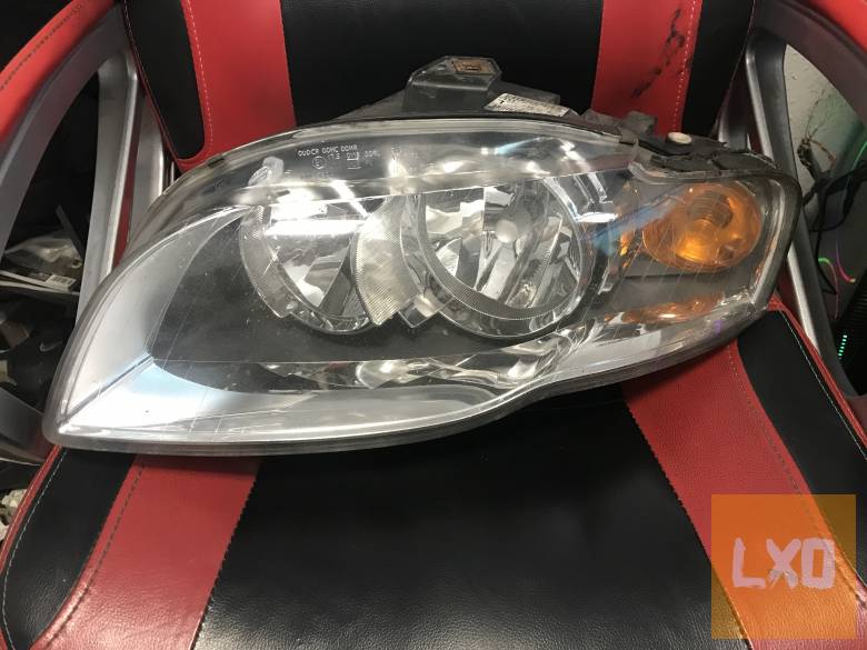 AUDI A4 B7  * bal halogén fényszóró apróhirdetés