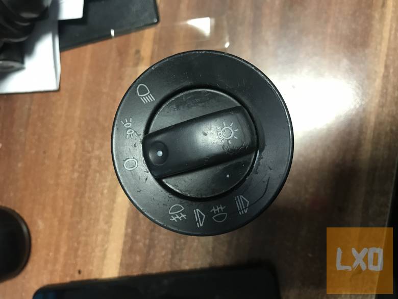 AUDI A4 B7 * világítás kapcsoló 8E0 941 531 A apróhirdetés