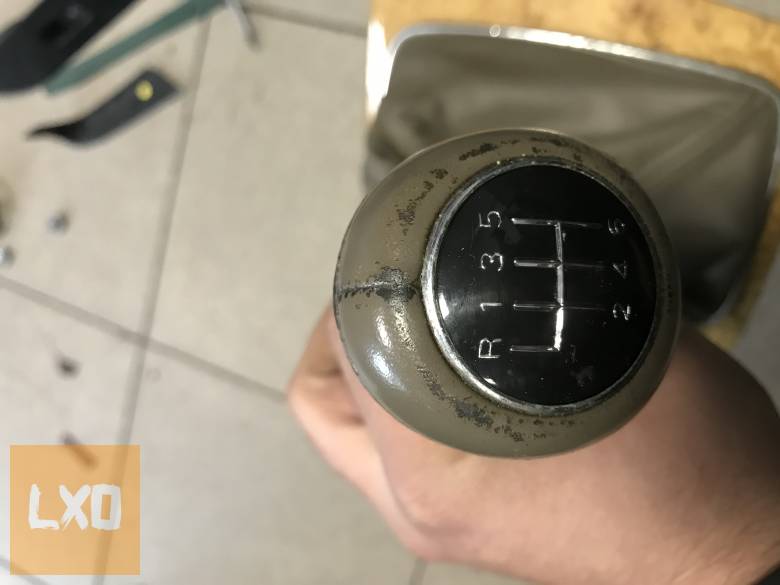 AUDI A4 B7 * váltószoknya + keret apróhirdetés