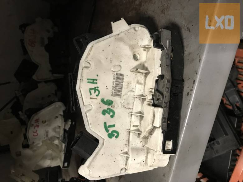 SKODA SUPERB 3T  * jobb hátsó zár 5N0 839 016 D apróhirdetés