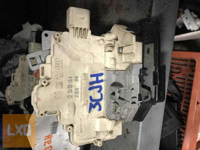 VW PASSAT B6 * jobb hátsó zár  3C4 839 016 A apróhirdetés