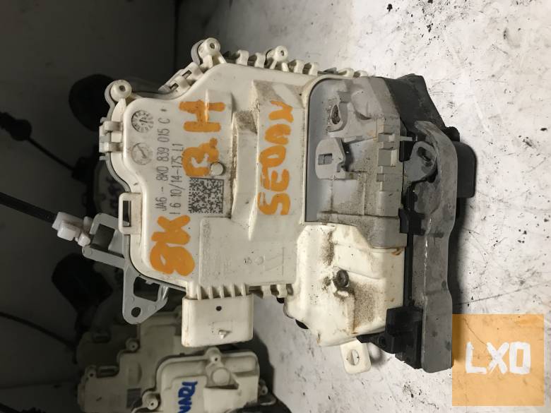 AUDI A4 B8 SEDAN  * bal hátsó zár 8K0 839 015 C apróhirdetés