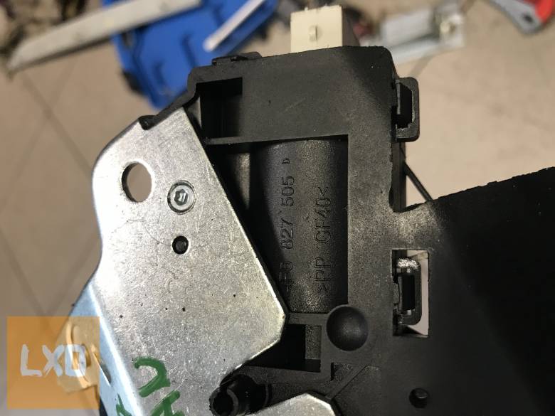 AUDI A4 B7 Sedan * csomagtér zár 4F5 827 505 D apróhirdetés