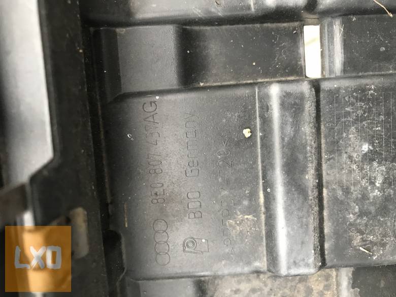 AUDI A4 B7 * első lökhárító 8E0 807 437 AG apróhirdetés