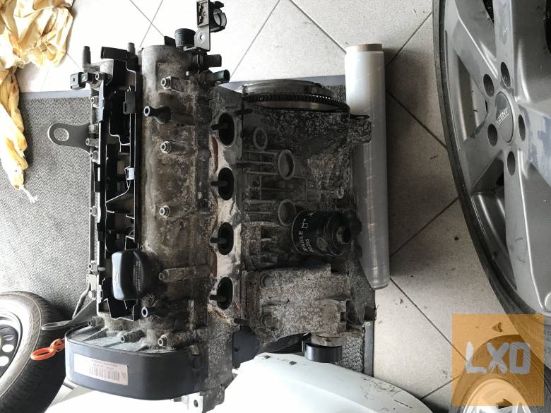 VW GOLF V 1,4 16V BCA fűzött blokk hengerfejjel apróhirdetés