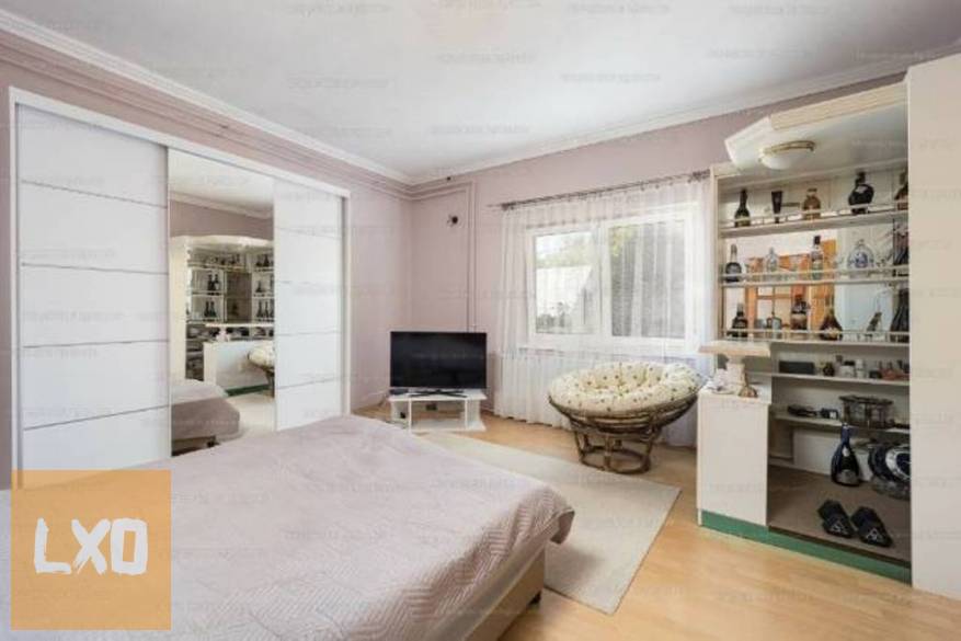 Eladó Alsópetény község zsák utcájában, kiváló állapotú családi ház. apróhirdetés