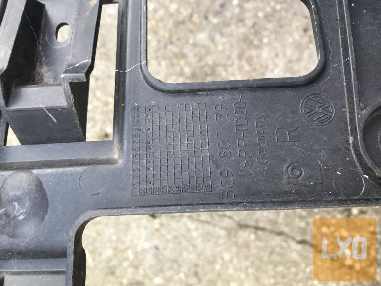 VW PASSAT B6 Variant / jobb hátsó lökhárító tartó 3C9 807 394 apróhirdetés