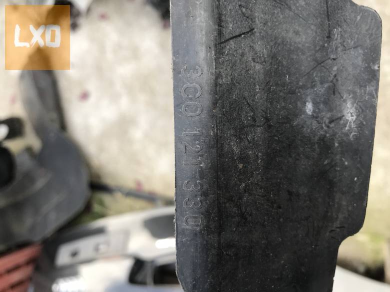 VW PASSAT B6 3C / homlokfal burkolat 3C0 121 330 apróhirdetés