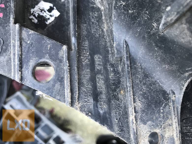 SEAT LEON 1P / jobb hátsó lökhárító tartó 1P0 807 378 apróhirdetés