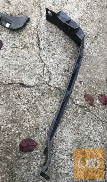 VW BORA   / jobb hátsó lökhárító tartó 1J5 807 394 apróhirdetés