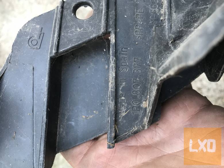 SEAT LEON 1P  / bal hátsó lökhárító tartó 1P0 807 377 apróhirdetés