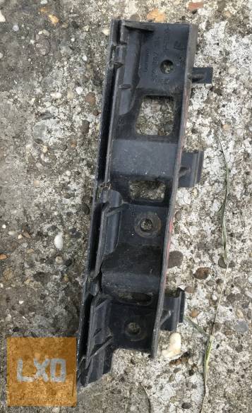 VW PASSAT B6 3C   / jobb első lökhárító tartó 3C0 807 184 apróhirdetés