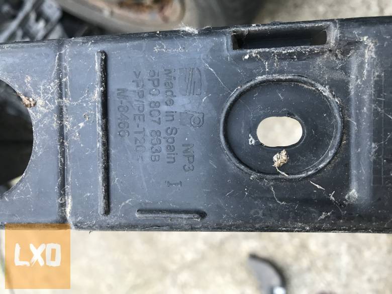 SEAT ALTEA 5P  / bal hátsó lökhárító tartó 5P0 807 863 B apróhirdetés