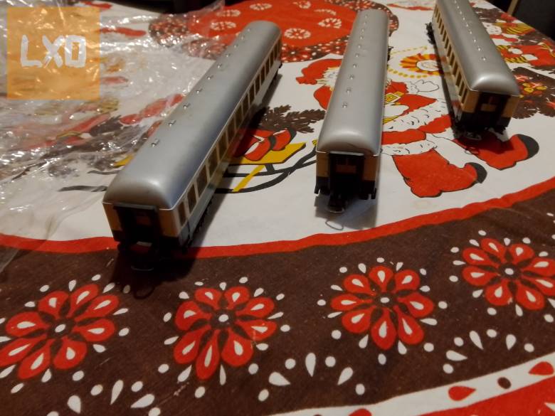 H0-s Lima 4 tg-s személyvagonok. apróhirdetés