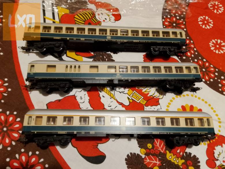 H0-s Lima 4 tg-s személyvagonok. apróhirdetés