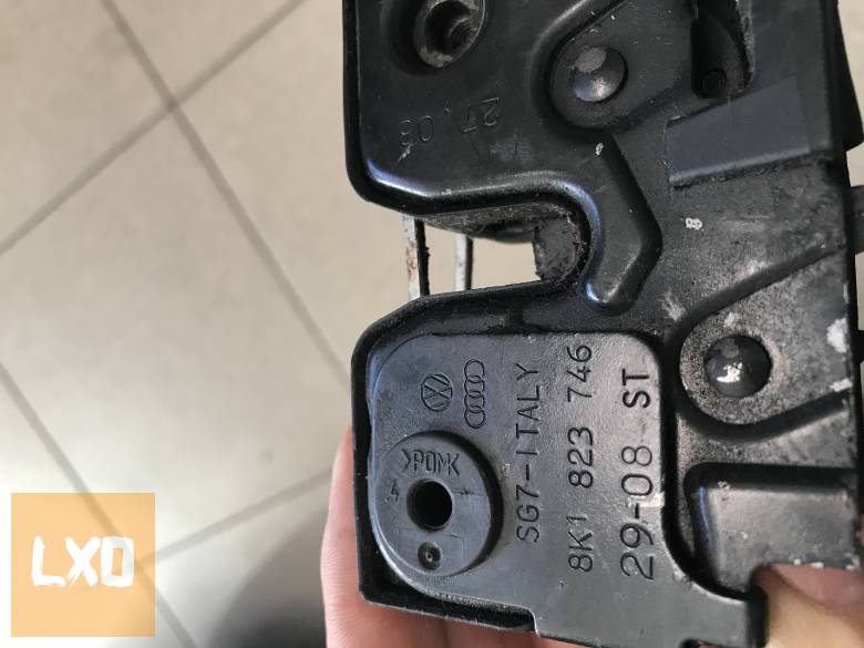 AUDI A4 B8 / géptető zár 8K1 823 746 apróhirdetés