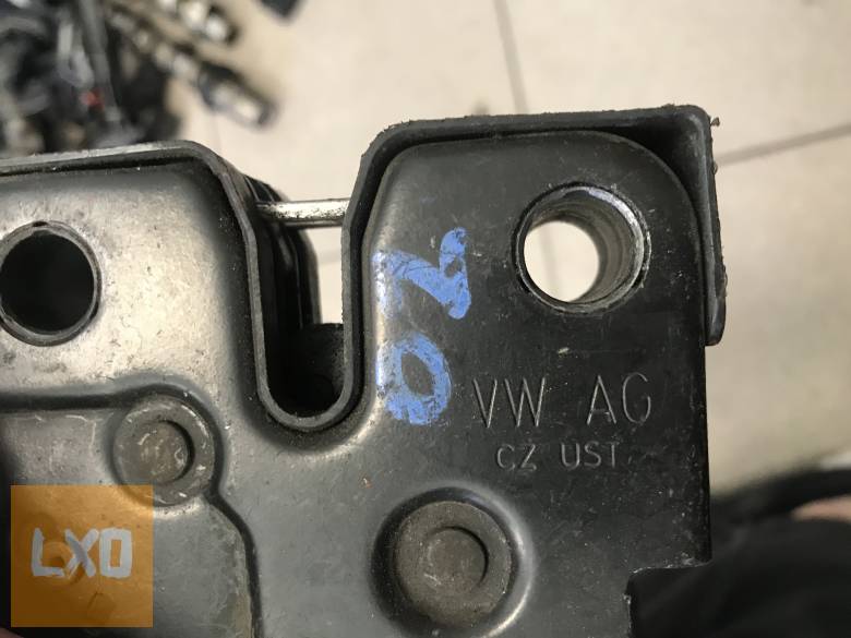 SKODA OCTAVIA II  / géptető zár apróhirdetés